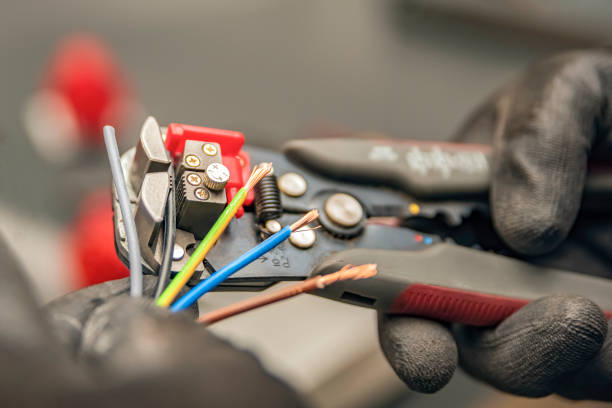 Best Residential Electrician Services  in Corinth, MS